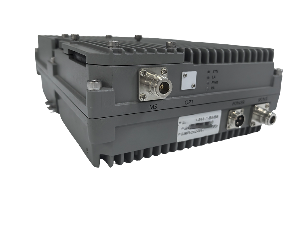  龙湖三频手机信号接收器2000㎡